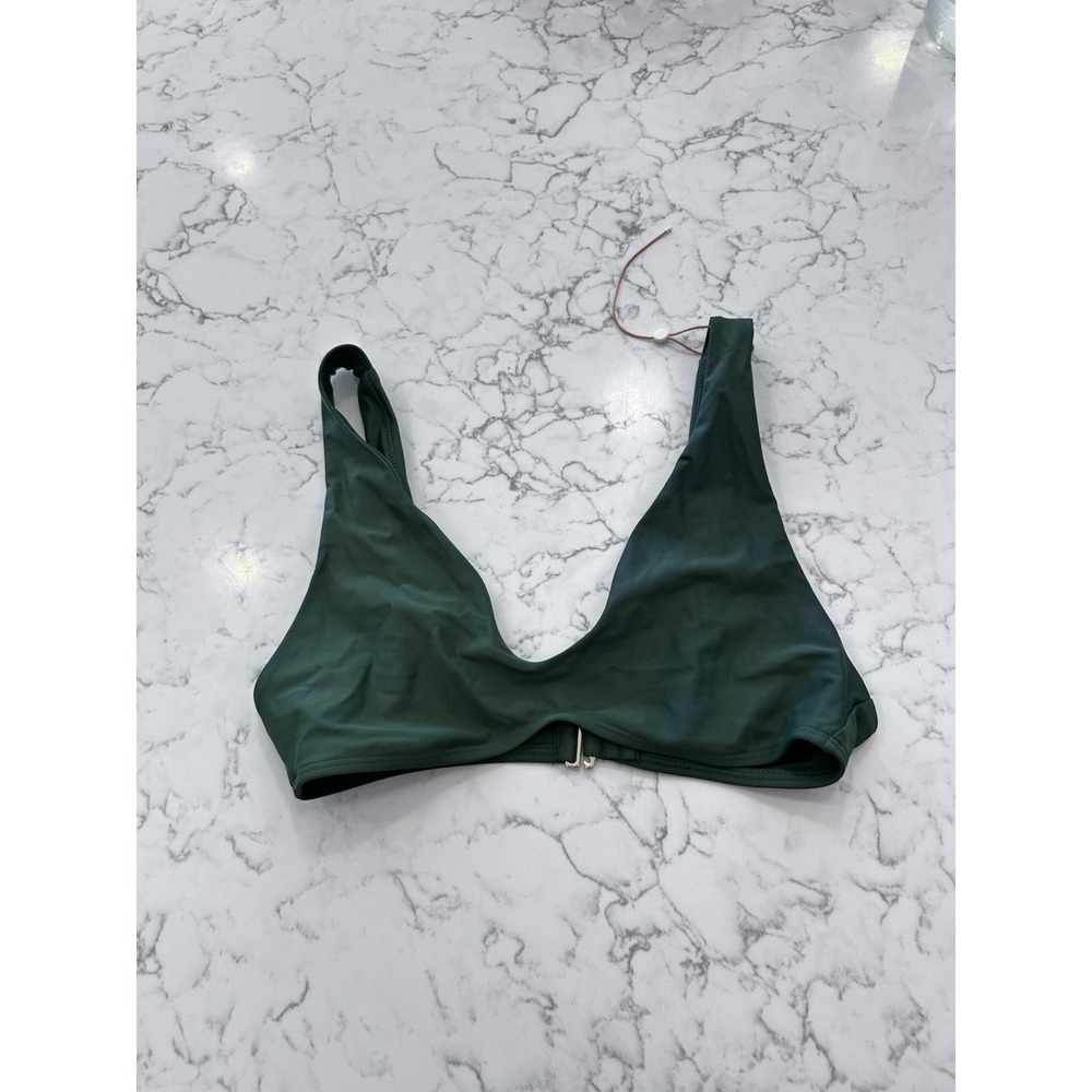 NWOT Quince Palm Green Italian Plunge Bikini Top Medium